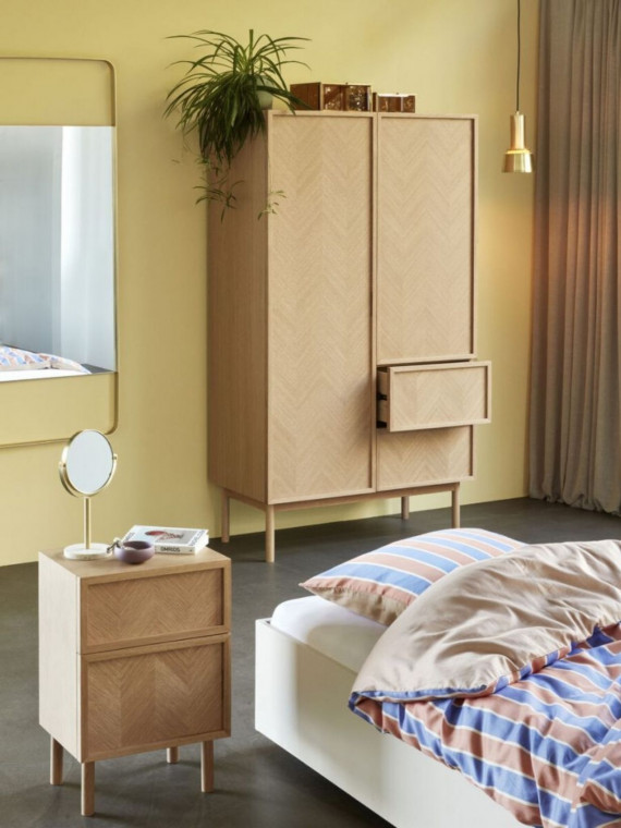 Commode-en-chêne-naturel-FSC-Frode-hubsch