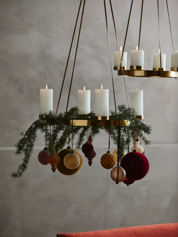 Chandelier suspendu en or 4 bougies, Arona Nordal